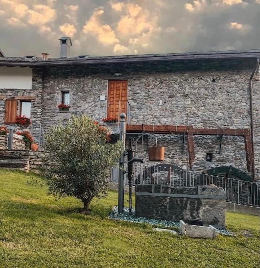 Il Fienile - Lake Como Heritage Home In Molino Maufet Watermill - Lake View Terrace Colico Exterior photo
